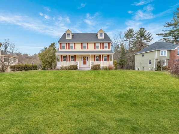 10 Stonehedge Dr, Wilmington, MA 01887