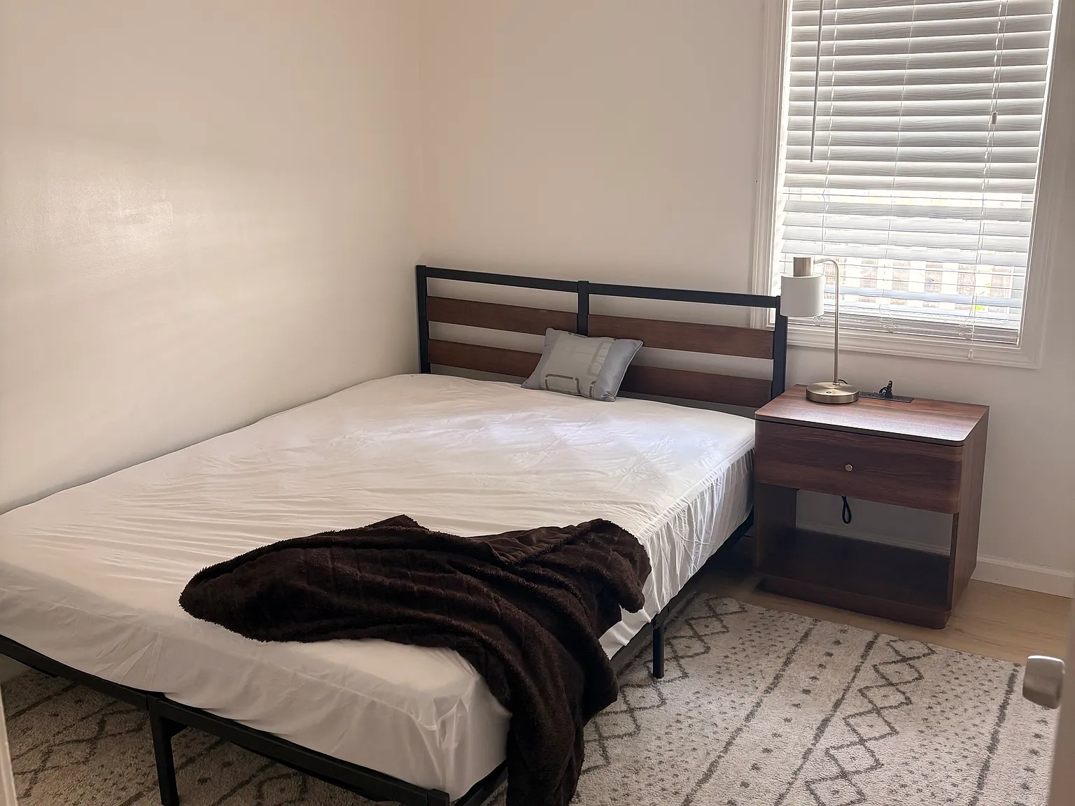 3 bed, 1008 sqft, $600 — Photo 3