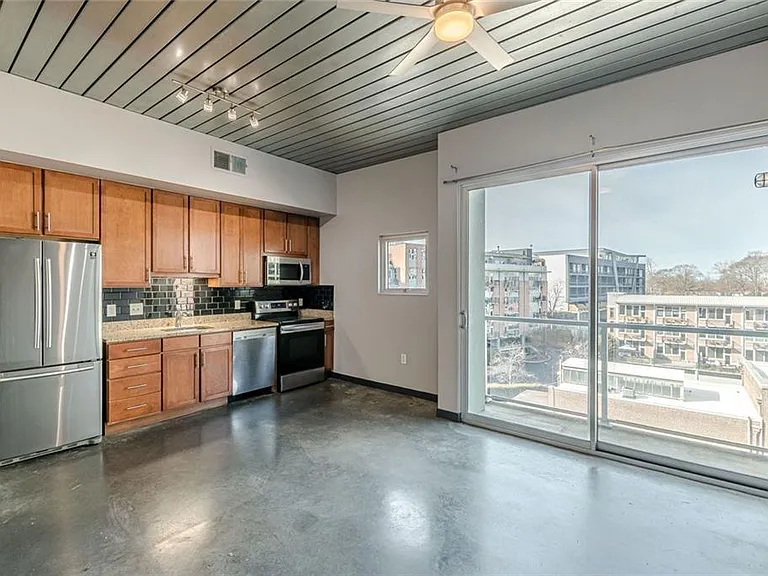 620 Glen Iris Dr NE #501 — Photo 42