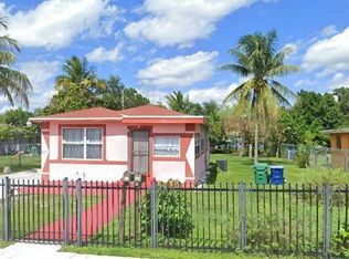 877 NW 105th St #879, Miami, FL 33150