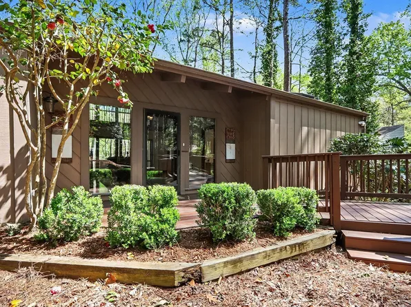 9 Matchwood, Pittsboro, NC 27312