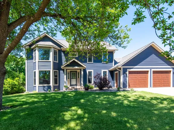 1420 21st St W, Hastings, MN 55033