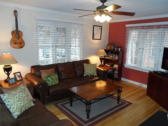 4th image of 955 N Washington St APT 4