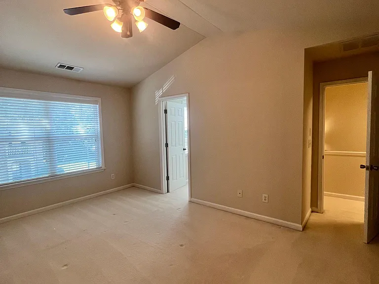 1641 Northgate Mill Dr — Photo 13