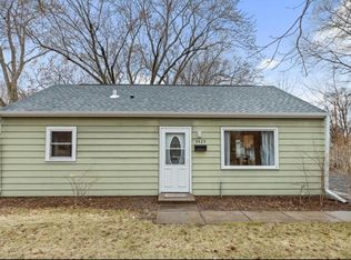 3425 Regent Ave N, Crystal, MN 55422