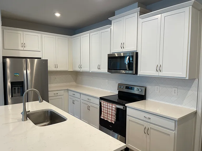 17813 Solstice Ave — Photo 7
