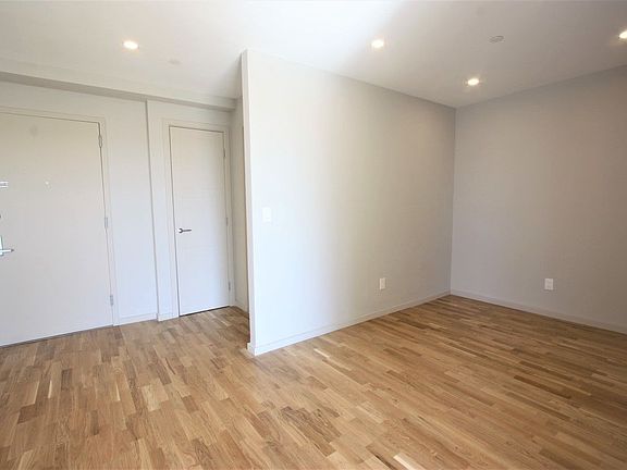 5th image of 1511 Bedford Ave #5N