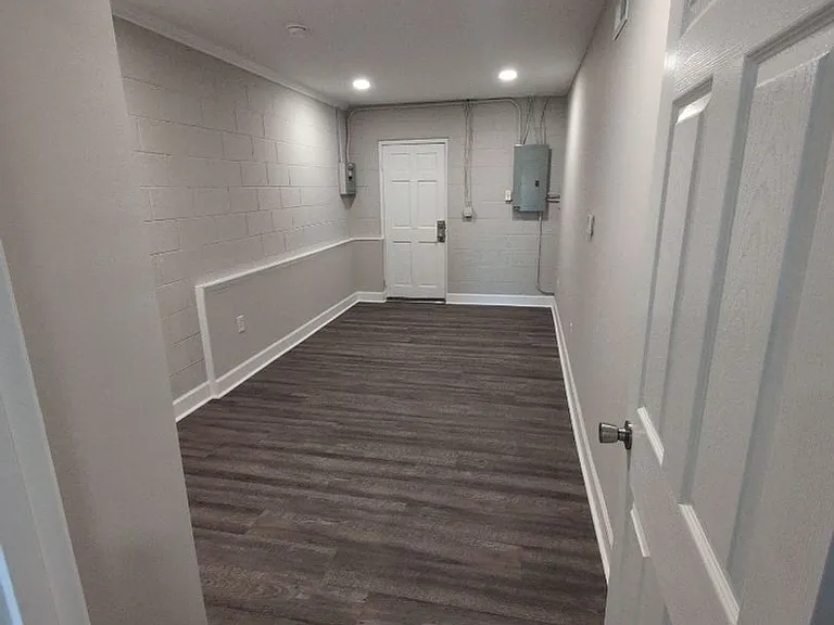 626 Power St — Photo 34