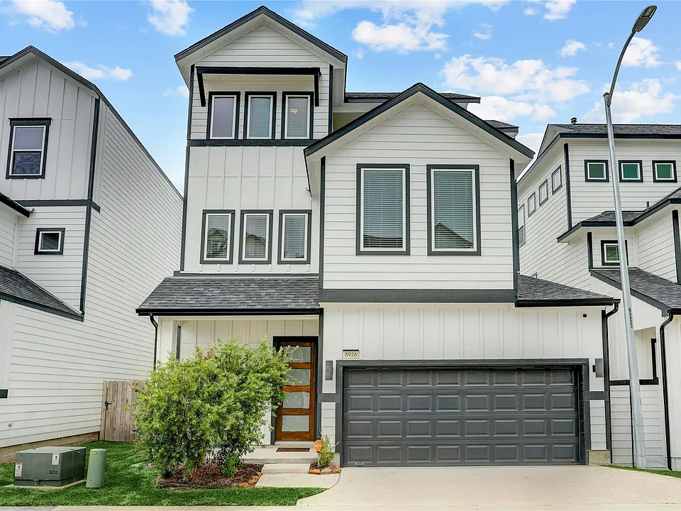8926 Covenant Pl