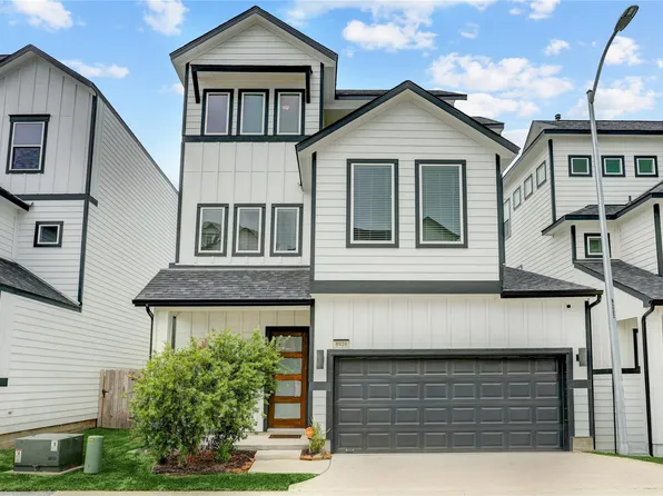 8926 Covenant Pl, Houston, TX 77055