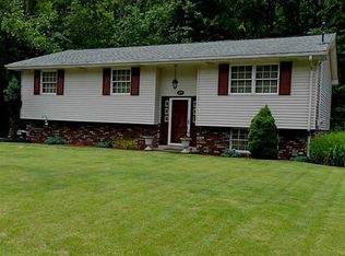 89 Spring Valley Dr, Washington, PA 15301