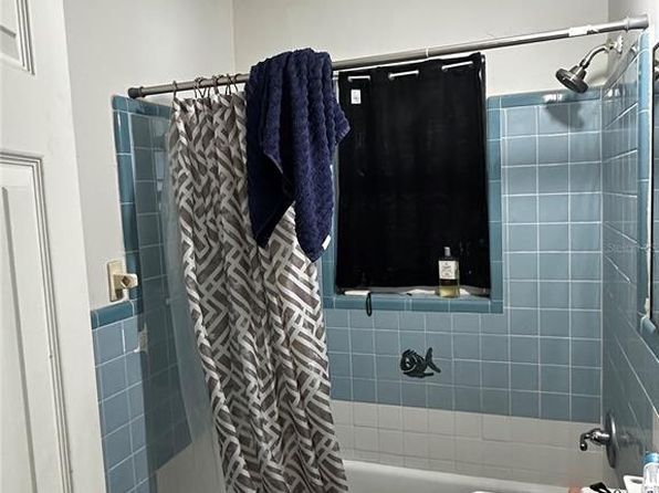 saint-petersburg-florida-81387106 picture