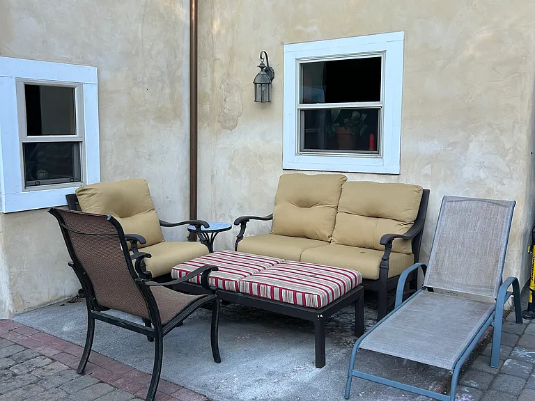 1562 NW Elgin Ave — Photo 21