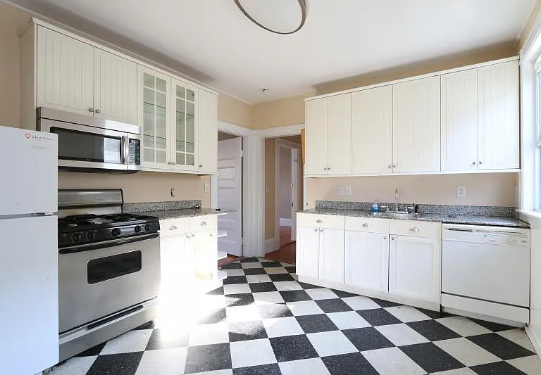 1 Parker Hill Ave #3 — Photo 3
