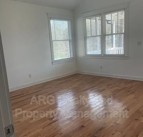 2215 Lang Dr SW — Photo 15