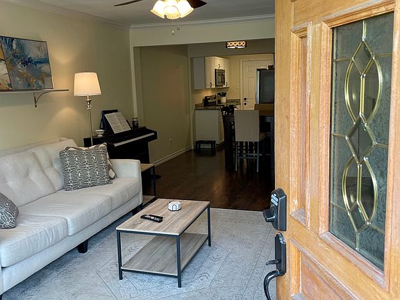 3rd image of 4211 Newton Ave APT 117