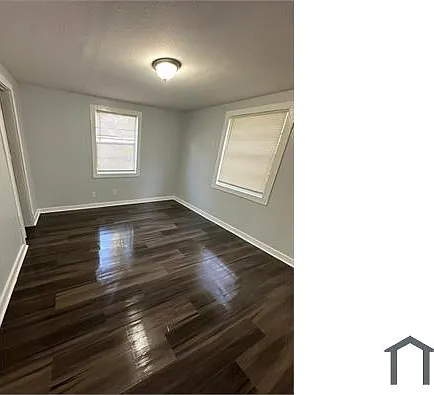 917 W 30th St — Photo 26