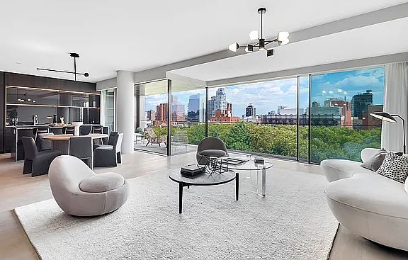2nd image of 175 Chrystie St #7