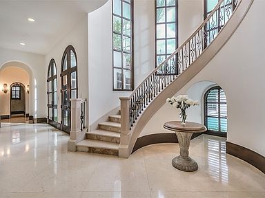 3465 Overbrook Ln, Houston, TX 77027 | Zillow