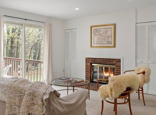 7 Fox Holw UNIT 7, Wayland, MA 01778