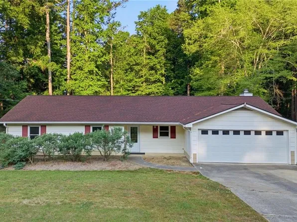 3061 Karen Ln, Marietta, GA 30062