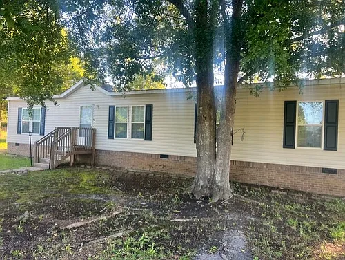 2103 Pine Hill Cir Photo 1