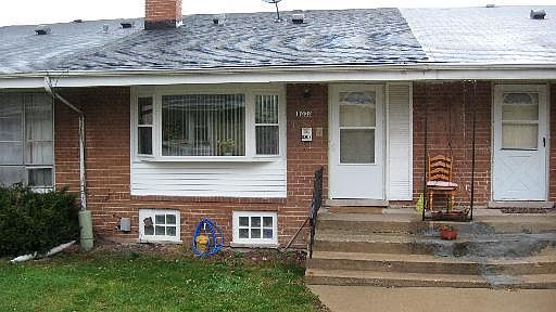 1st image of 8828 Robin Dr APT D