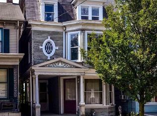 76 E Main St, Dallastown, PA 17313
