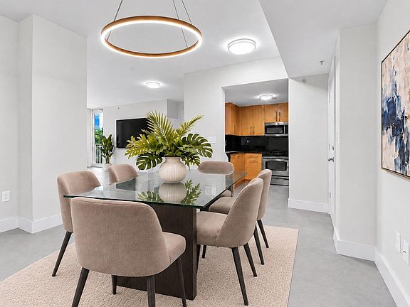 3rd image of 511 SE 5th Ave APT 703