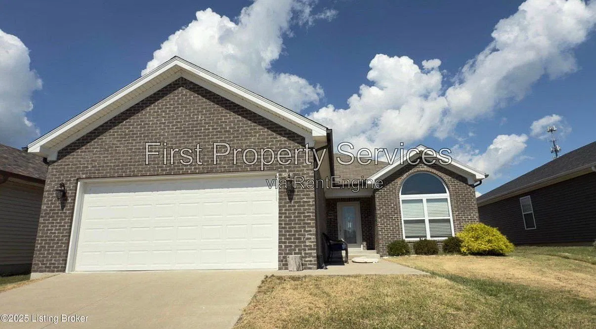 3 bed, 2.0 bath, 1515 sqft, $2,200 — Photo 2