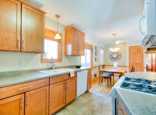 8151 35 1/2 Ave N, New Hope, MN 55427