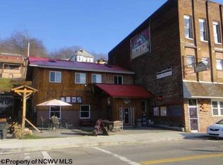125 W Main St, Grafton, WV 26354