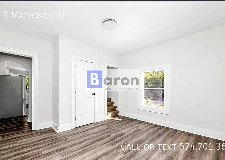 42 S Mathison St — Photo 6
