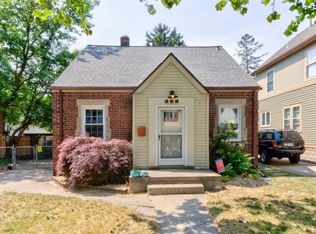 421 W Hazelhurst St, Ferndale, MI 48220