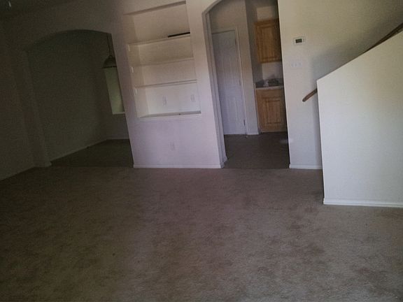 2nd image of 218 Creek Cove Dr