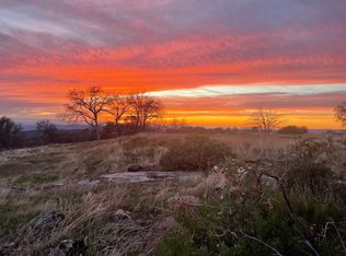 2 Buggy Whip Dr, Coarsegold, CA 93614