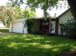 150 Antoine St, Mineral Point, WI 53565