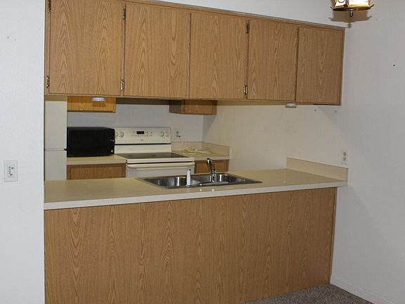 5th image of 4857 W McElroy Ave