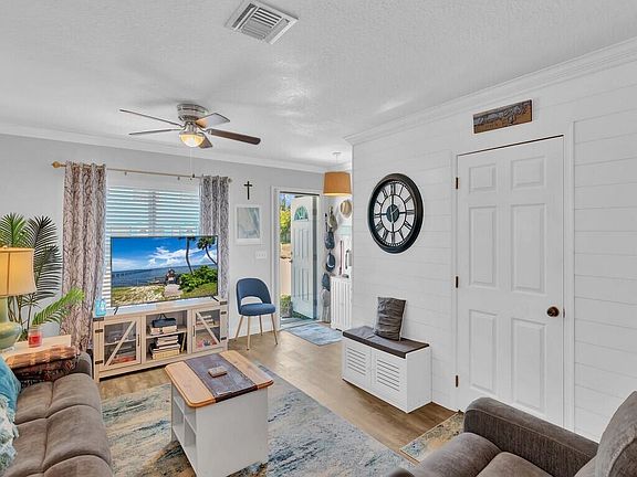 5th image of 13515 S Indian River Drive #705