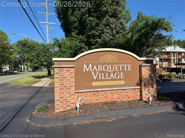 1454 Shoemaker Dr, Westland, MI 48185