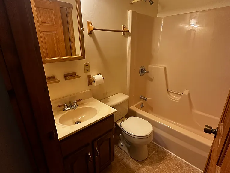 13349 Harmony Rd — Photo 7