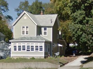 313 E 7th St, Amboy, IL 61021