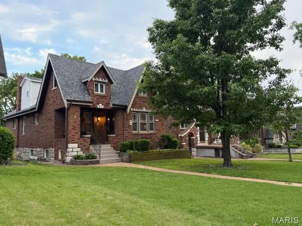 6718 Oleatha Ave, Saint Louis, MO 63139