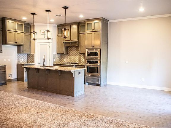 5th image of 1417 Kelley Pointe Pkwy