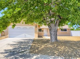 2024 Collins Ave, Las Vegas, NV 89106