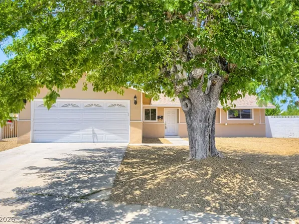 2024 Collins Ave, Las Vegas, NV 89106