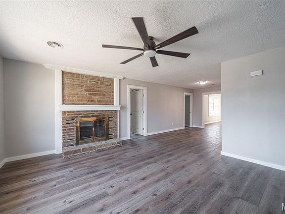 2nd image of 203 Bell Ave