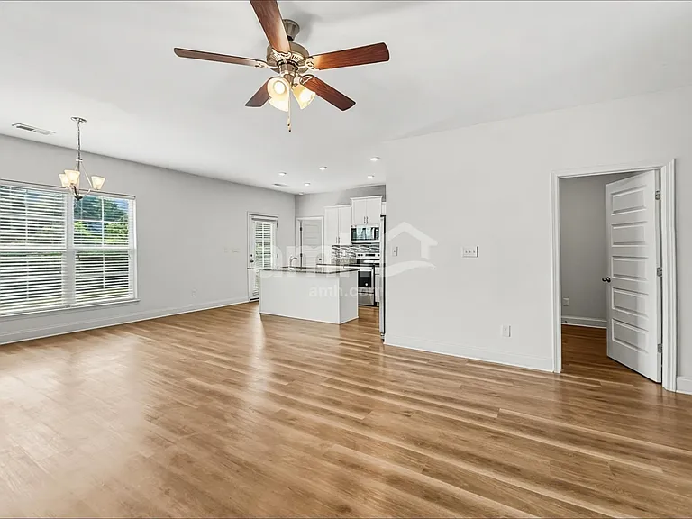 5022 Mountain Springs Rd — Photo 6