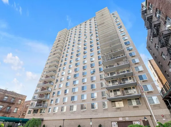 118-18 Union Tpke #18CD, Kew Gardens, NY 11415