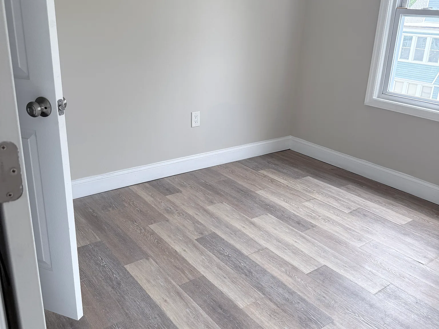 1 bed 1 bath apartment in Newark — Photo 3